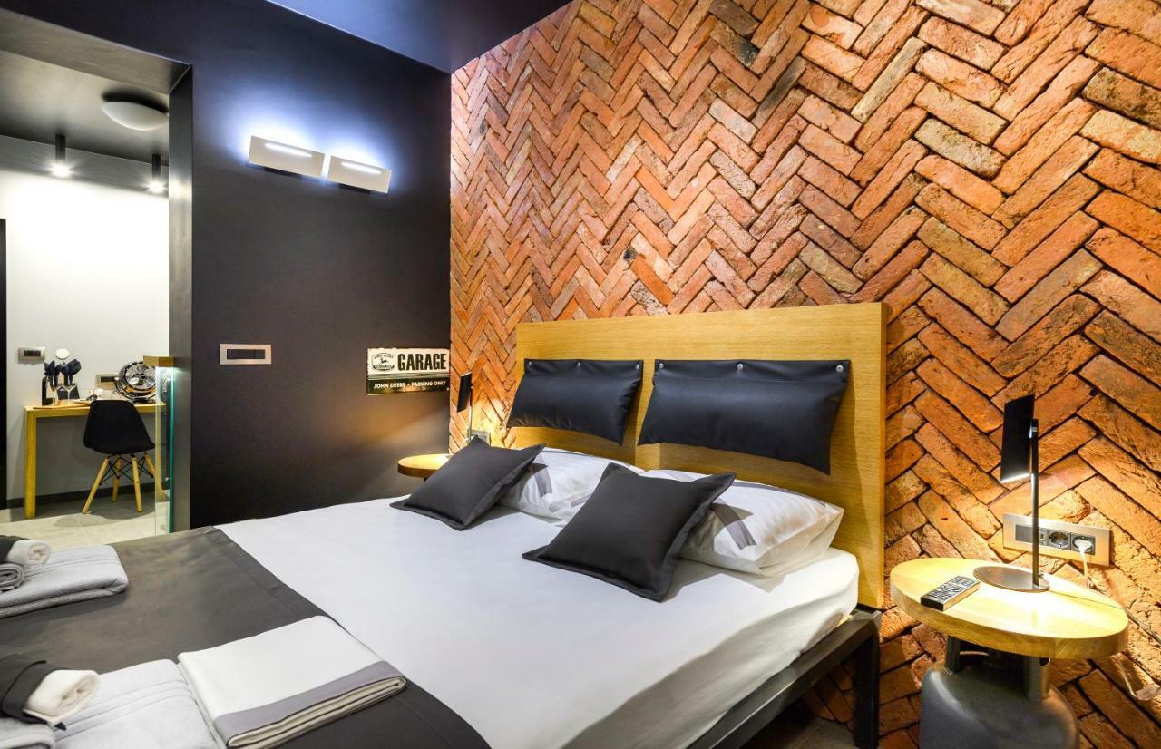 Split Industrial Design Rooms מראה חיצוני תמונה