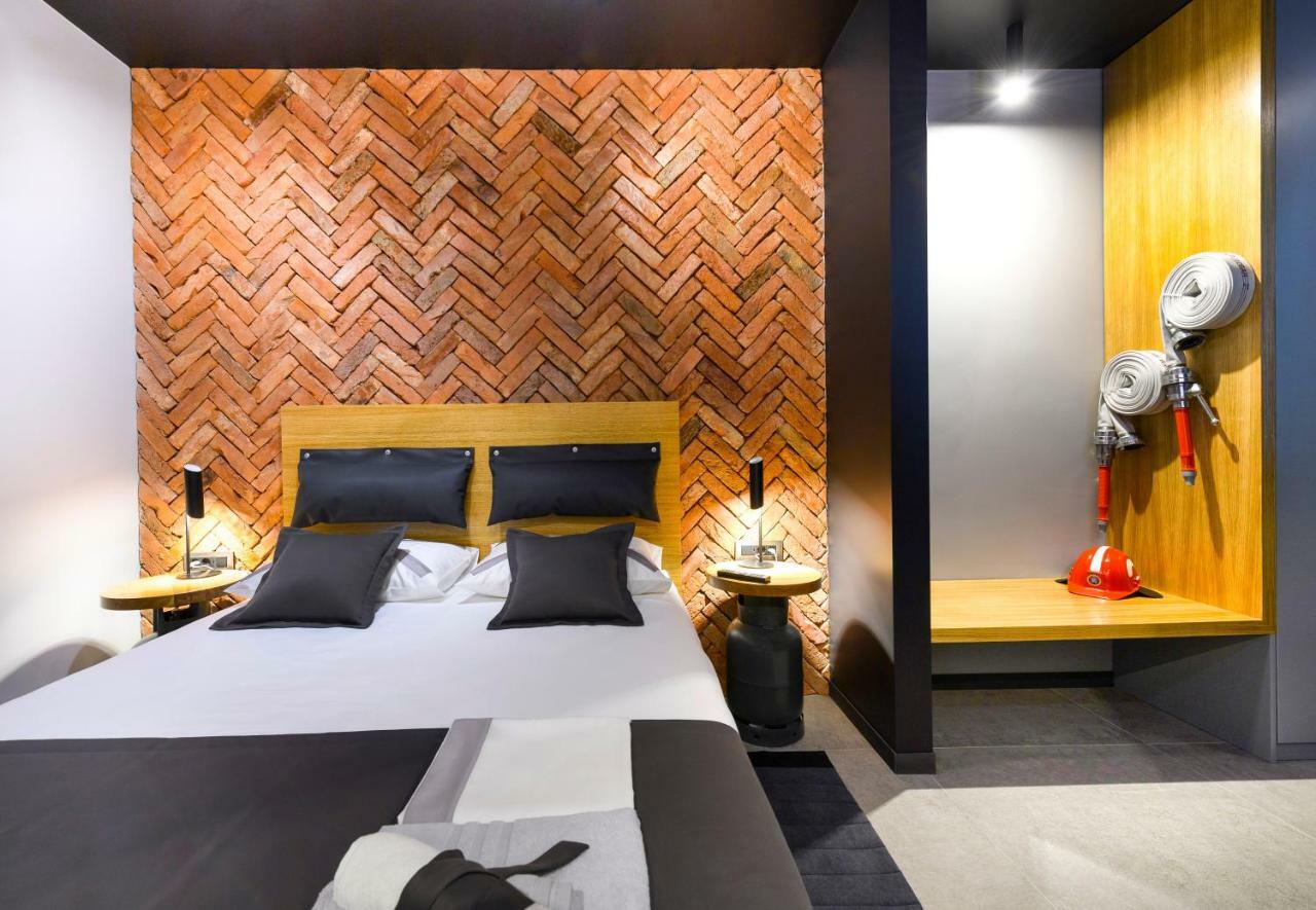 Split Industrial Design Rooms מראה חיצוני תמונה